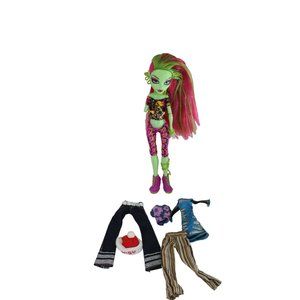 Monster High Venus McFlytrap Doll w/ clothes Missing Arm Jewelry Shoes 89902